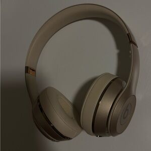 Wireless Headphones - Cream